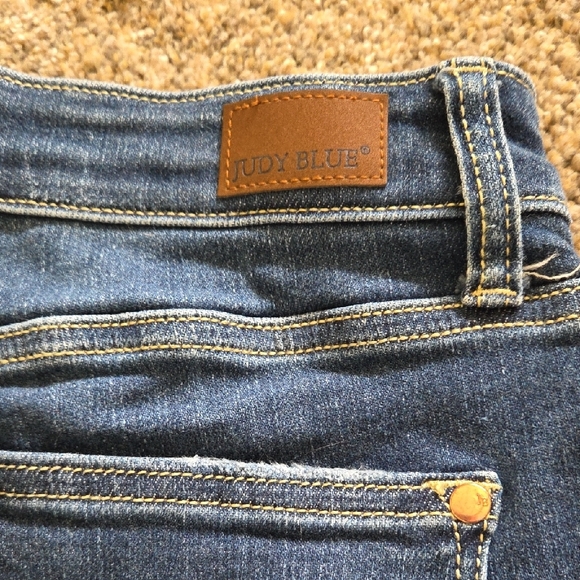 Judy Blue Classic Blue Skinny Jeans - Picture 7 of 10